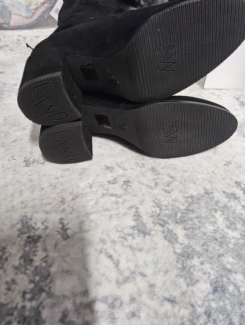 Customer Return Size 7 Stuart Weitzman Black Over-the-Knee Heeled Boots - Picture 9 of 9